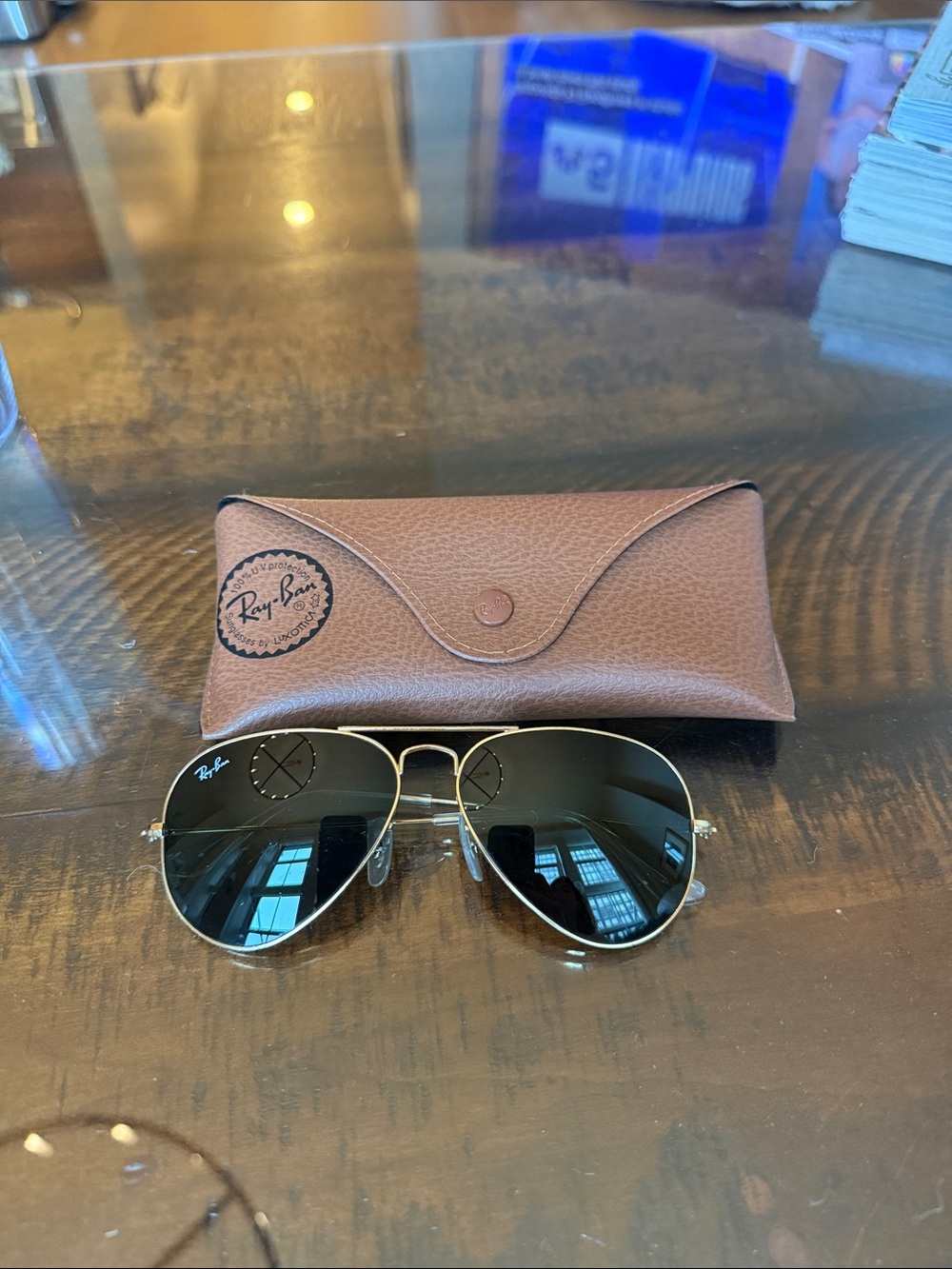 Ray-Ban Aviator Sunglasses Gold Frame Black Lenses